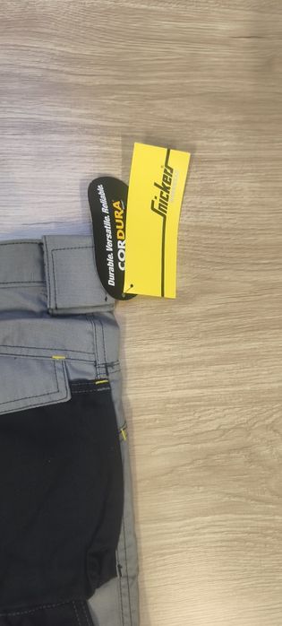 Snickers Workwear krótkie spodenki robocze r. 52 NOWE