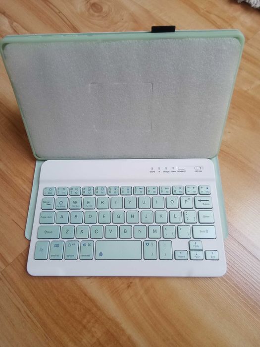 Klawiatura uniwersalna bluetooth