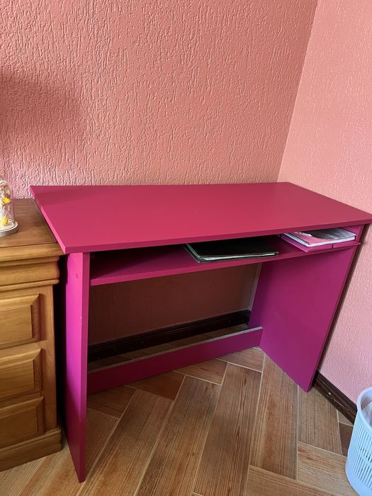 Mesa Secretária rosa