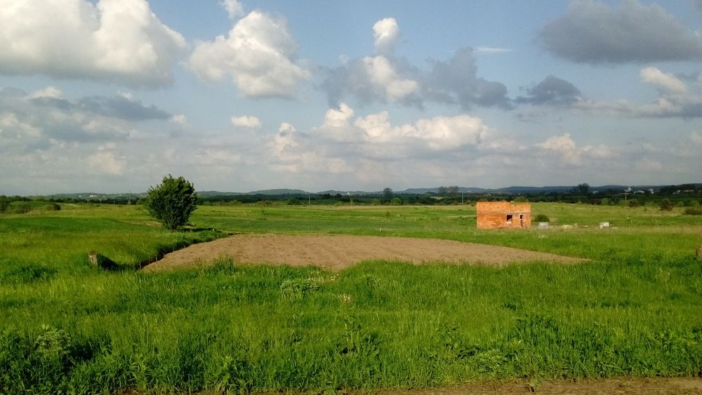 Земельна ділянка