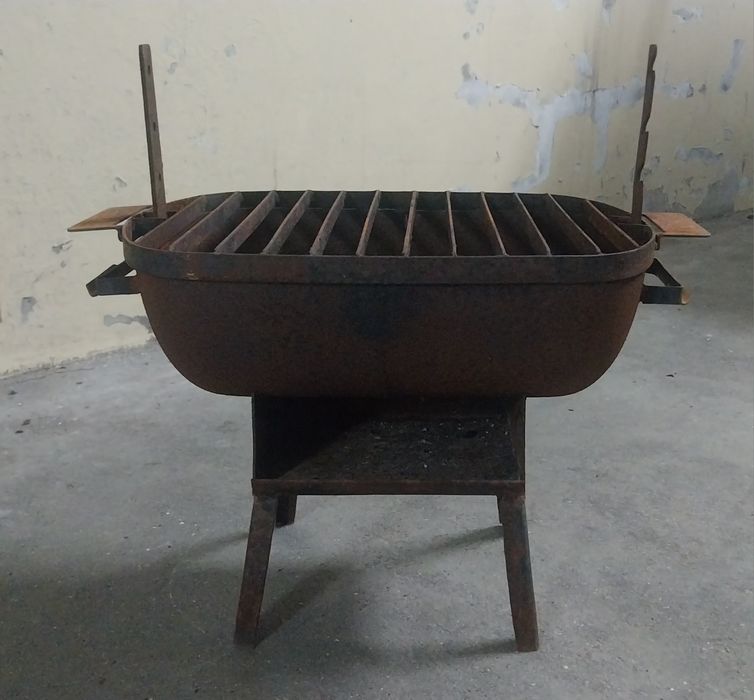 Fogareiro / Grelhador de ferro