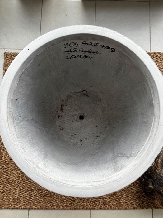 Duża donica ogrodowa/tarasowa w kolorze szary beton