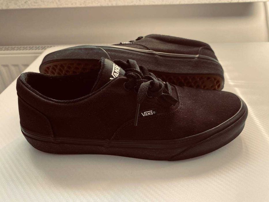 VANS Buty Authentic 42.5