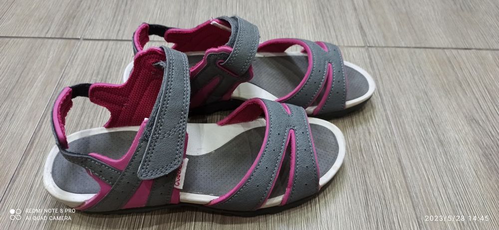 Quechua sandały buty