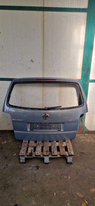 Klapa bagażnika vw touran 1t0