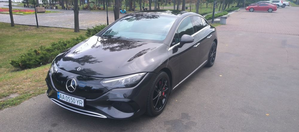 Mercedes-Benz EQ 2023