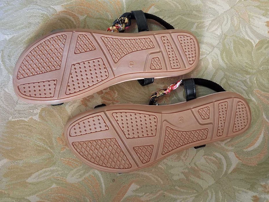 S_001 | Sandálias Planas para Mulher | Novas