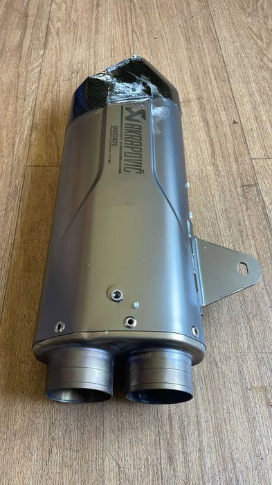 PONTEIRA ESCAPE AKRAPOVIC DUCATI MULTISTRADA V4 PIKES PEAK 2023