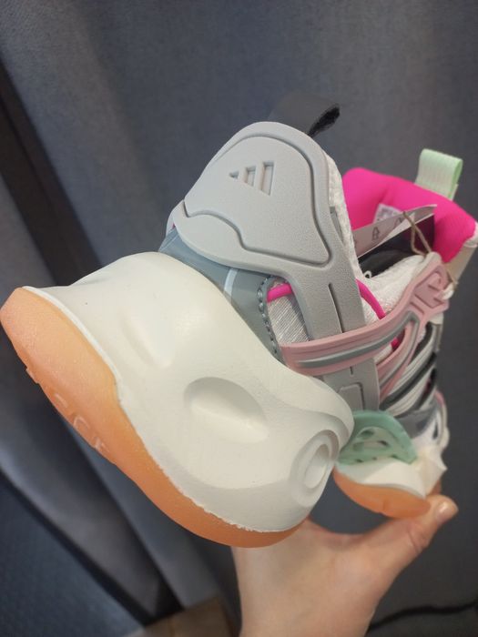 Кросівки Adidas Vento XLG