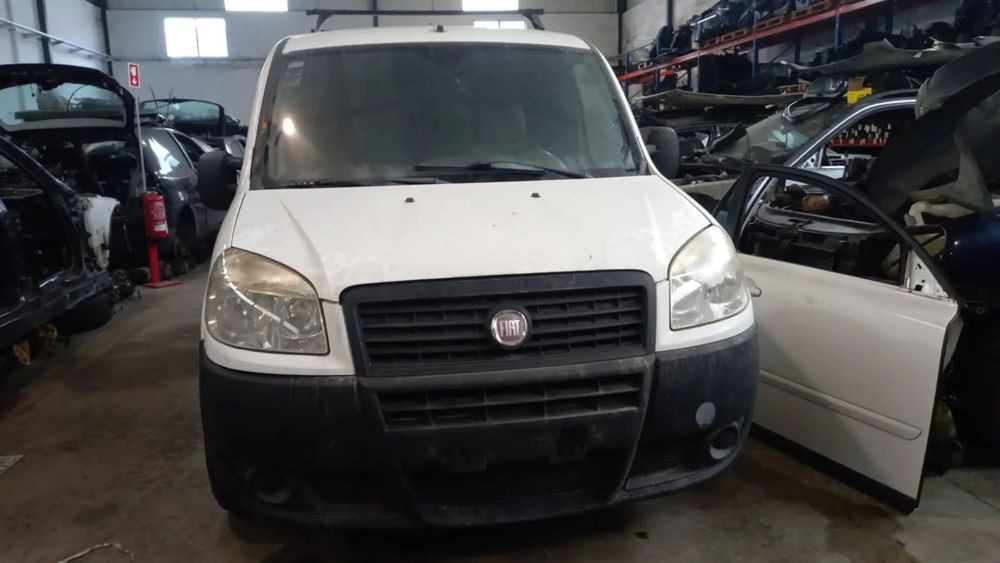Portas Fiat Doblo Cargo 223 1.3 Multijet de 2008