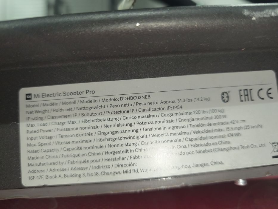 Lote 2 Trotinetes Xiaomi (M365 + Pro) c/carregador - sem baterias
