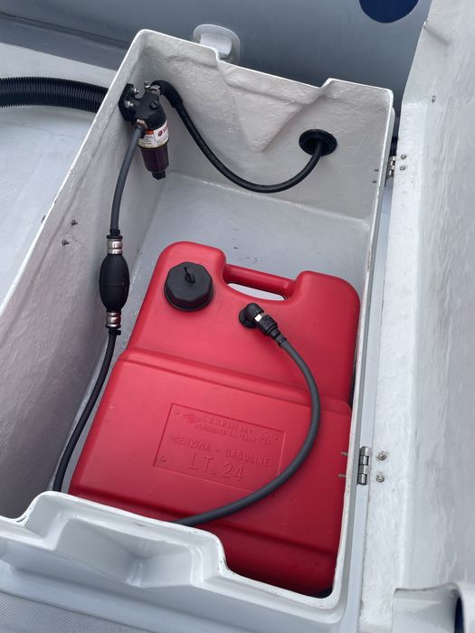 Semi rigido Barcoeste 450 Open + Yamaha F50 EFI em bom estado