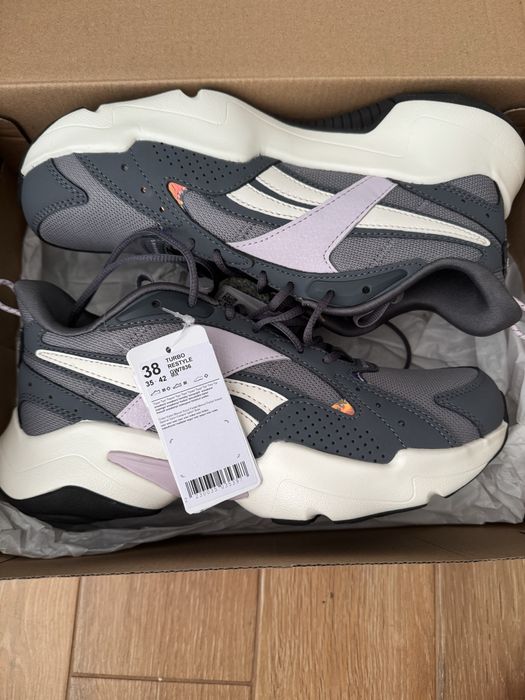 Жіночі кросівки Reebok