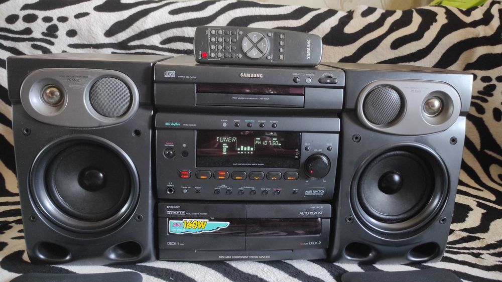 Музичний центр "Samsung MAX - 550"