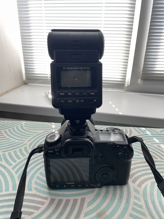 Продам canon EOS40D