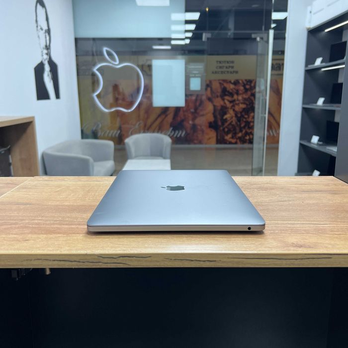 MacBook Pro 13 2020(21) (M1/8gb/256ssd) Гарантія. 52268SV