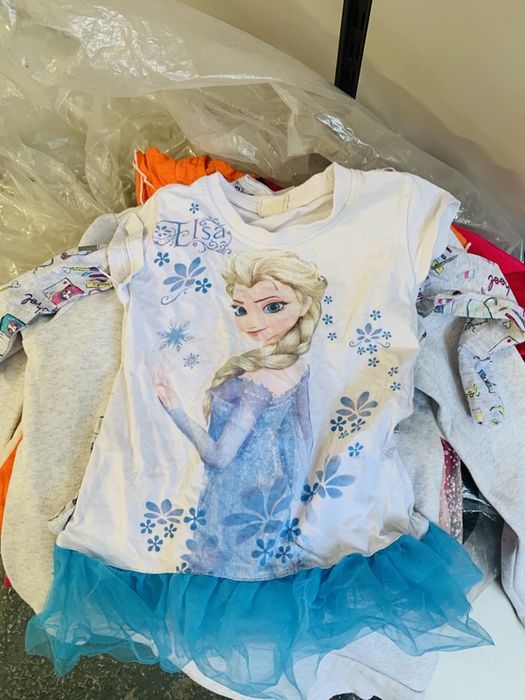 Odziez uzywana dziecieca wysoka jakosc cream