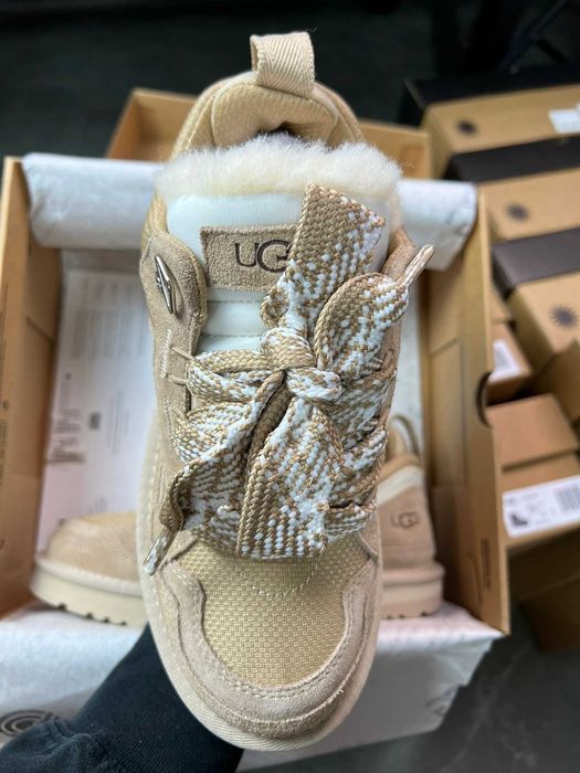 UGG Lowmel Sand-Rozmiar 39