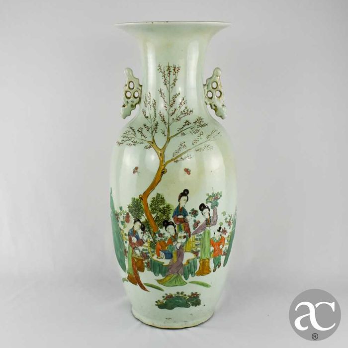 Jarrão Porcelana da China com carateres chineses, finais dinastia Qing