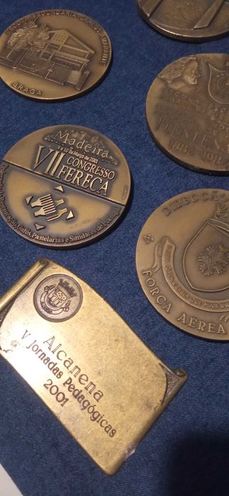 7 Medalhas/placas comemorativas em bronze
