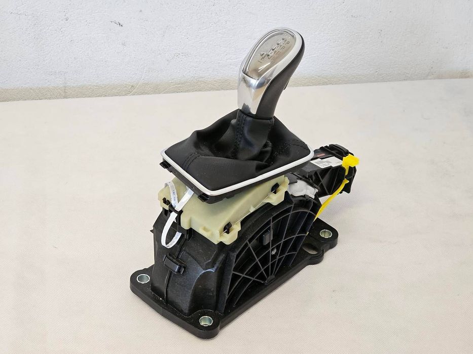 Lewarek gałka zmiany biegów volvo V40 V40 cross country 2012-2019…