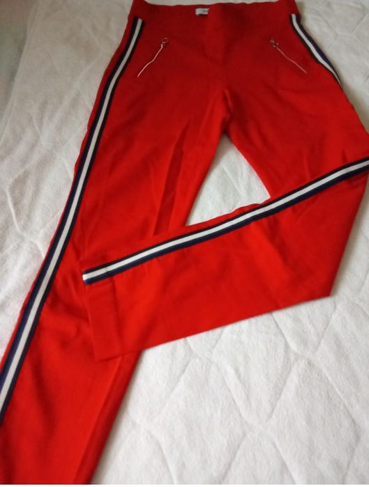 Спортивні штани для дівчинки.