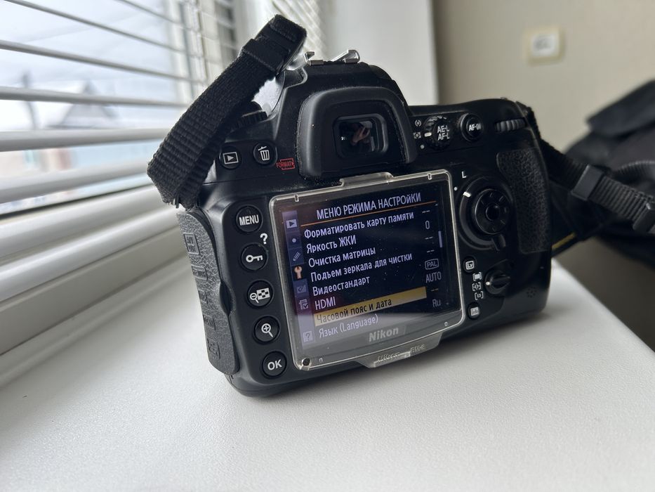 Комплект Nikon + Tamron + SB-900, ідеальна оптика, бонус D300s