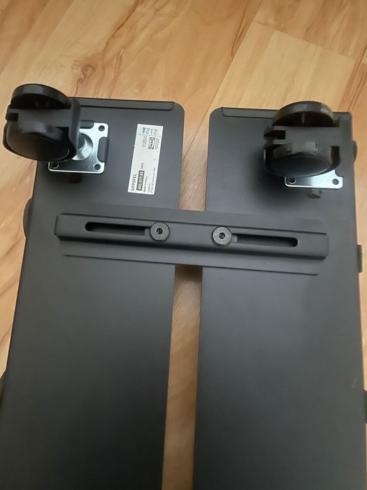 Stojak pod komputer