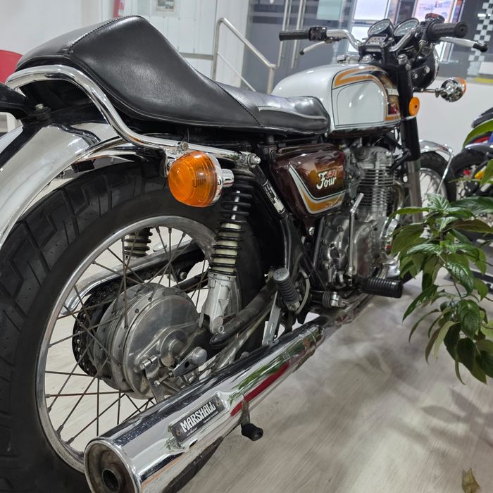CB 350 FOUR restaurada