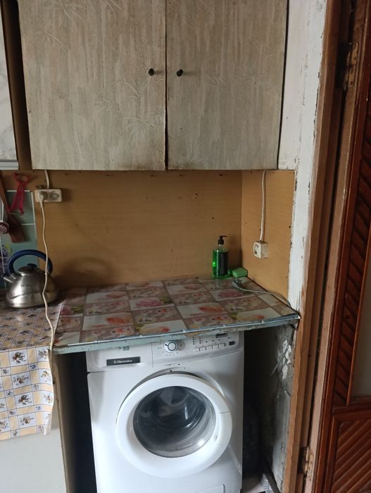 Сдам комнату в коммуналке