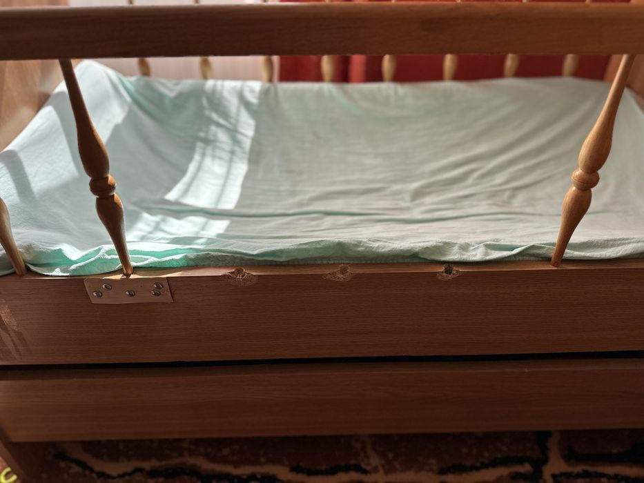 Ліжечко/колиска для немовлят дитини