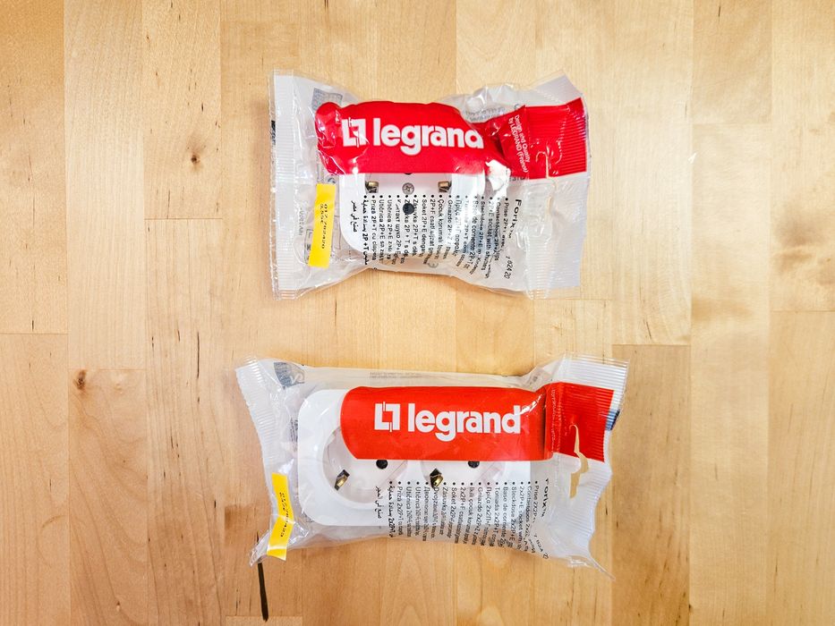 LEGRAND Sockets and Switch Plates (Set)431551600919859202