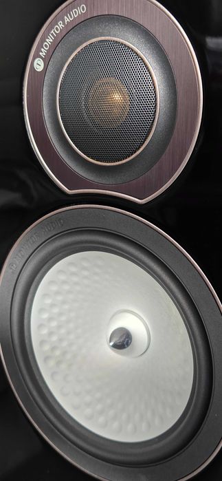 Kolumny Monitor Audio Silver RX8 czarny lakier
