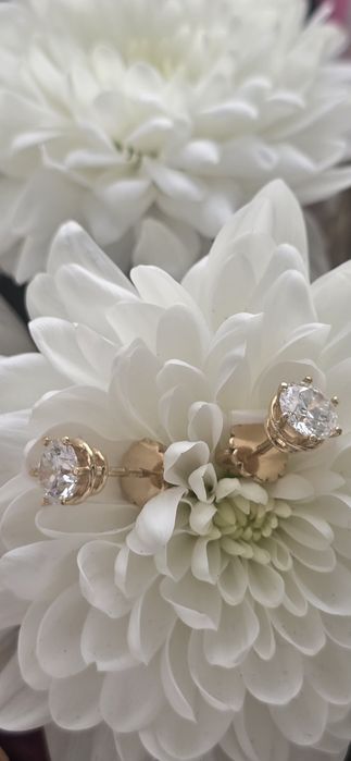 Сережки, пусети Damiani