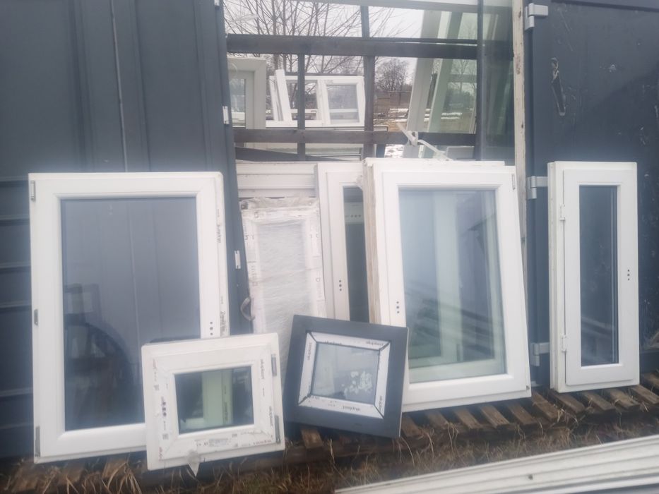 Okna pcv białe i grafit