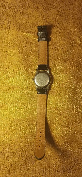 Часи москва!в доброму стані!