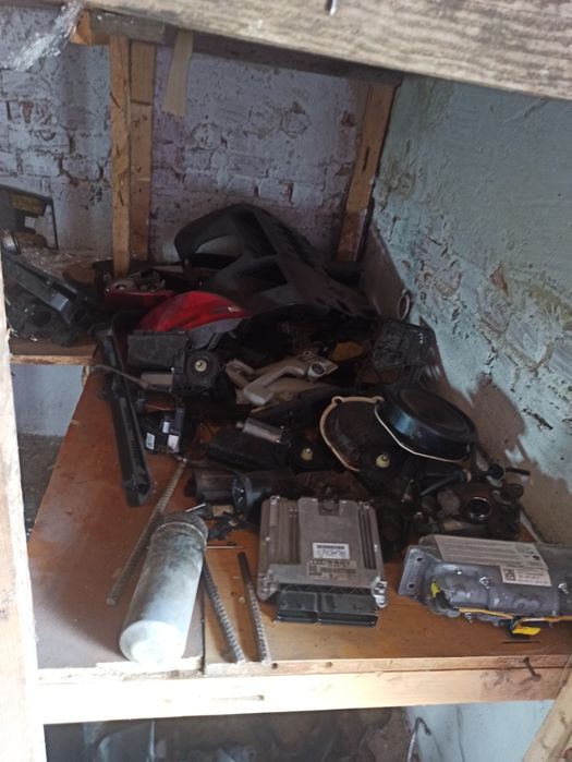 Запчастини на ауді а4 б7