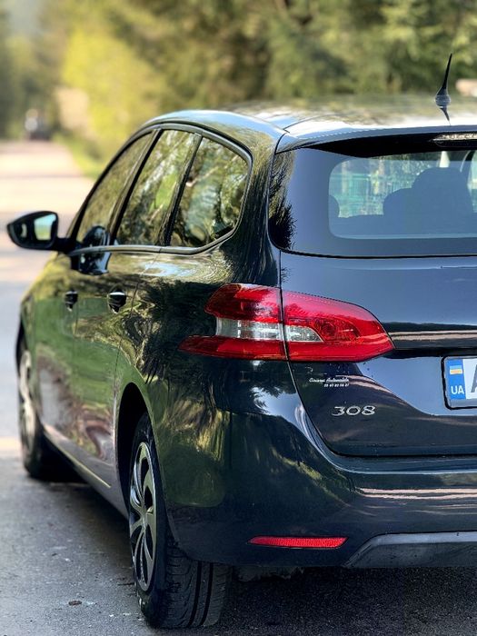 Продам авто Peugeot 2016р  1.6 308