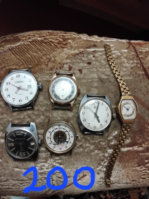 Часы наручные  продам