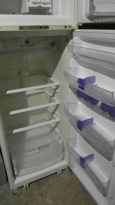 Холодильник Whirlpool (разборка) модель ARC 4020