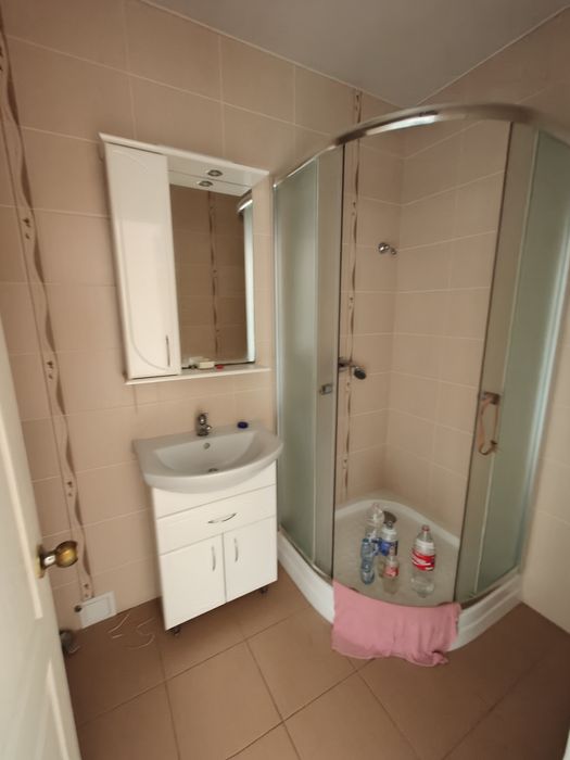 Оренда велика квартира в центрі міста.