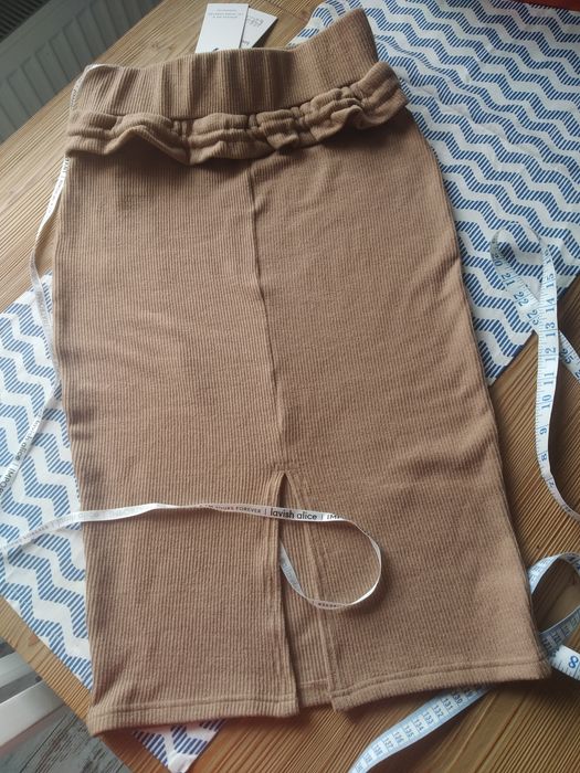 Nowa beżowa spódnica ołówkowa Lavish Alice rozmiar L/40/12