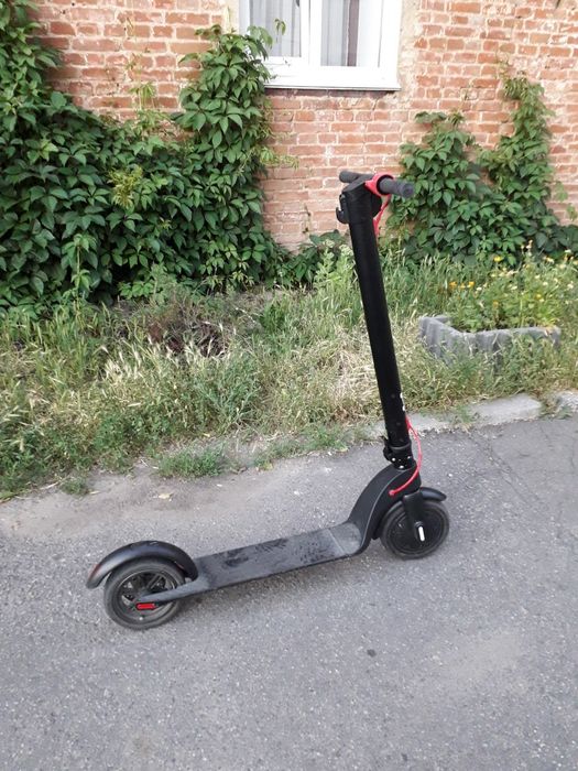 Продам електросамокат HX H7
