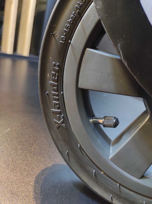 X-Lander XA wózek spacerowy + gondola + akcesoria