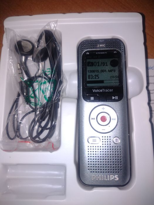 Dyktafon cyfrowy Philips DVT2050 jak nowy.