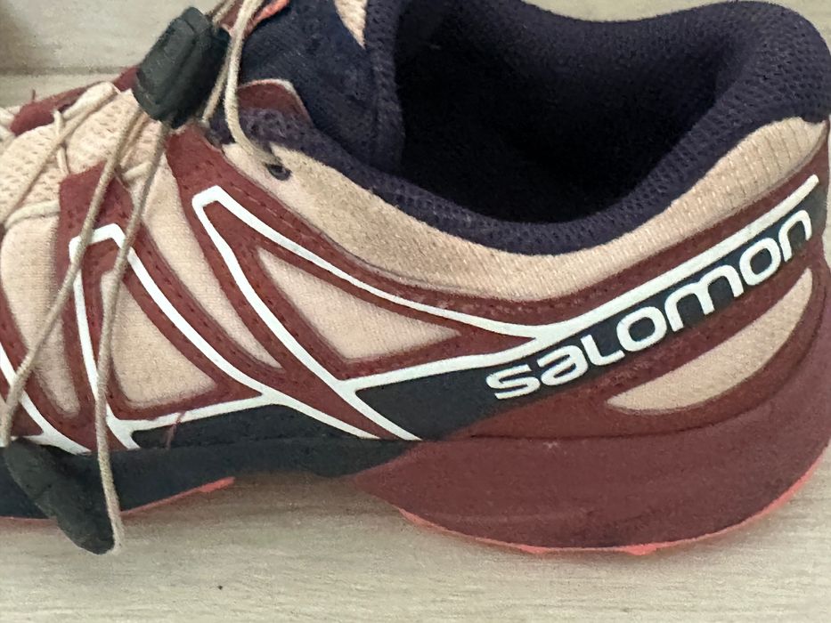 Obuwie damskie  trekingowe Salomon model M0  37