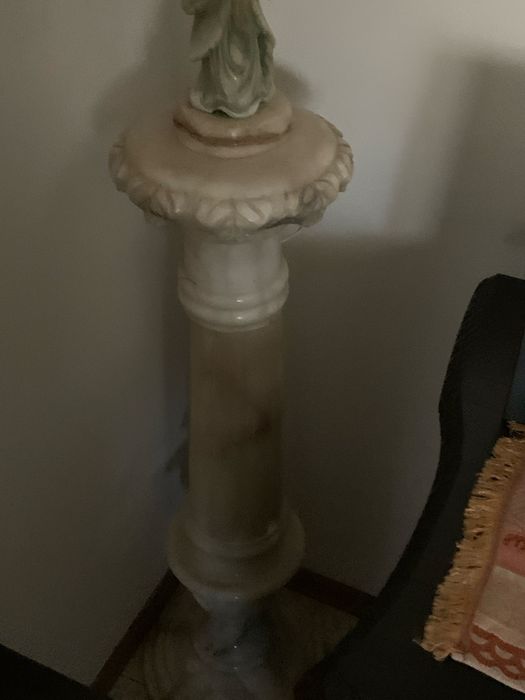 Coluna de alabastro