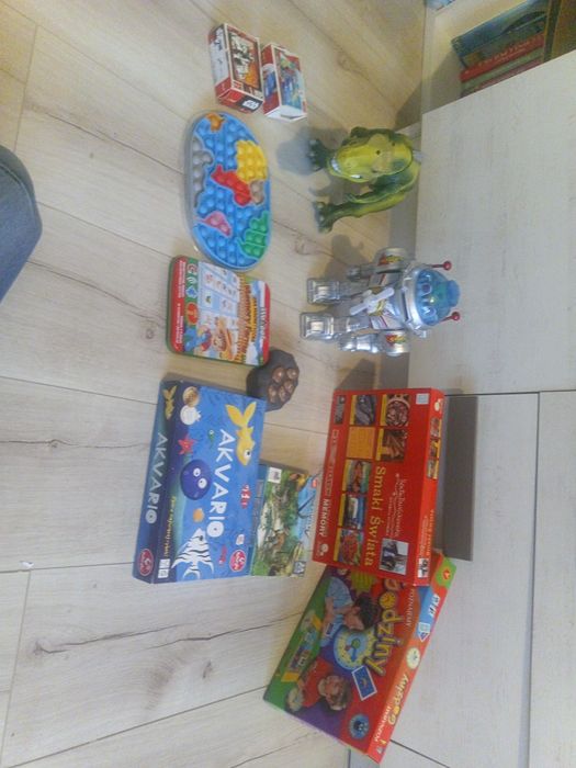 Zestaw zabawek dla chlopaka