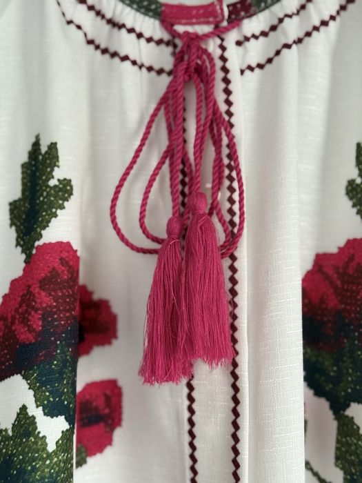 Вишиванка, блузка з імітованою вишивкою