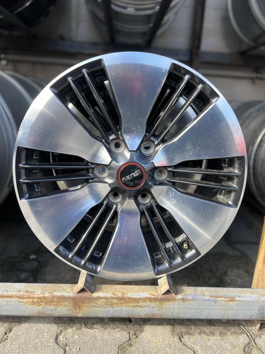 Komplet alufelg 6x139.7 18” isuzu